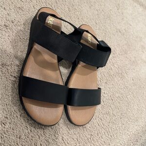 Black sandals